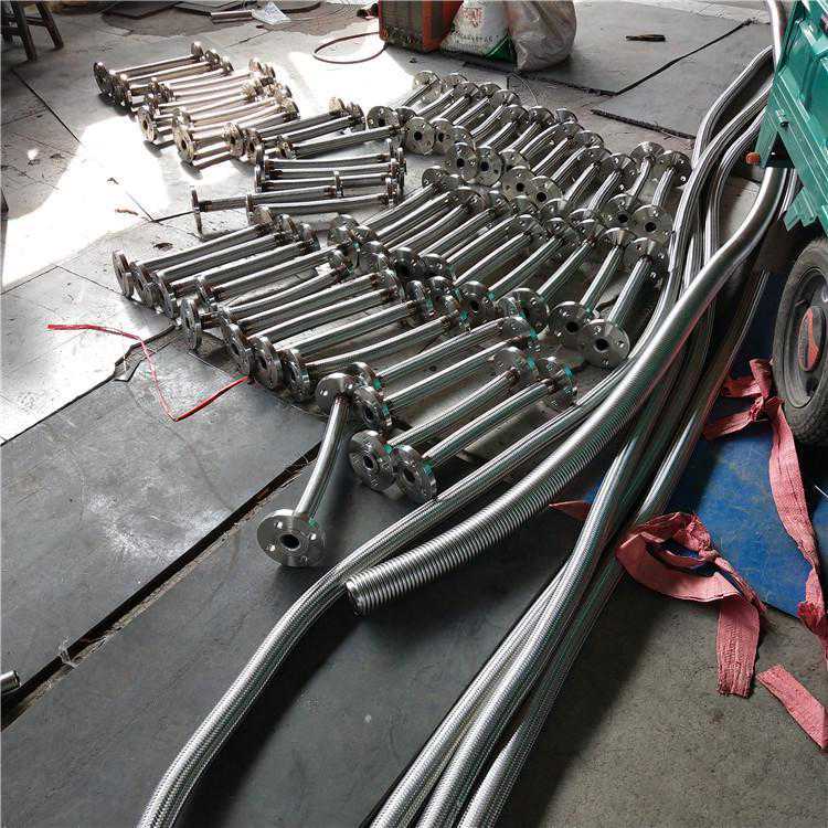 晖盛厂家供应不锈钢金属软管 钢丝编织网波纹管 金属软连接
